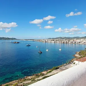 https://hostal-marblau.ibizaislandhotels.net