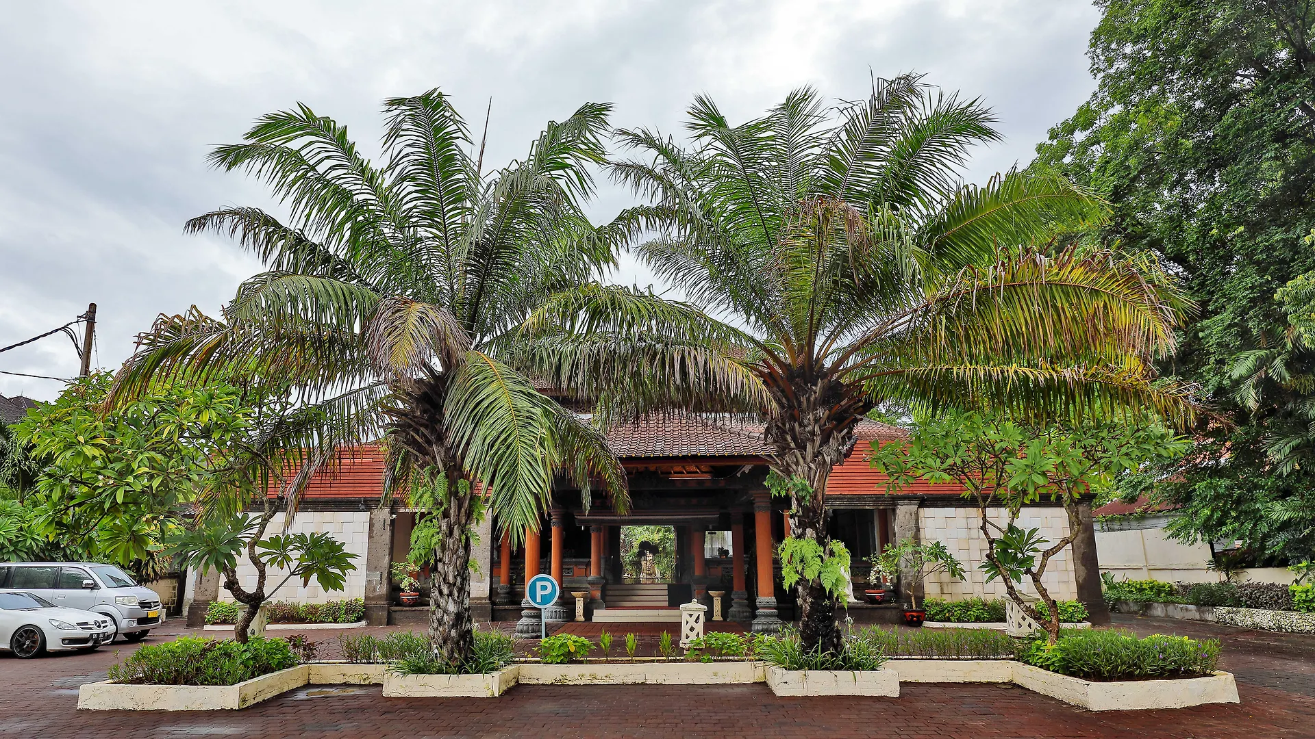 Puri Saron Hotel Seminyak  Seminyak (Bali)